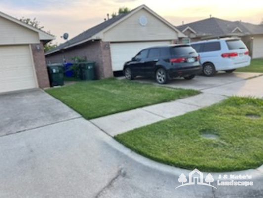 Moore Manicured Lawn Edging